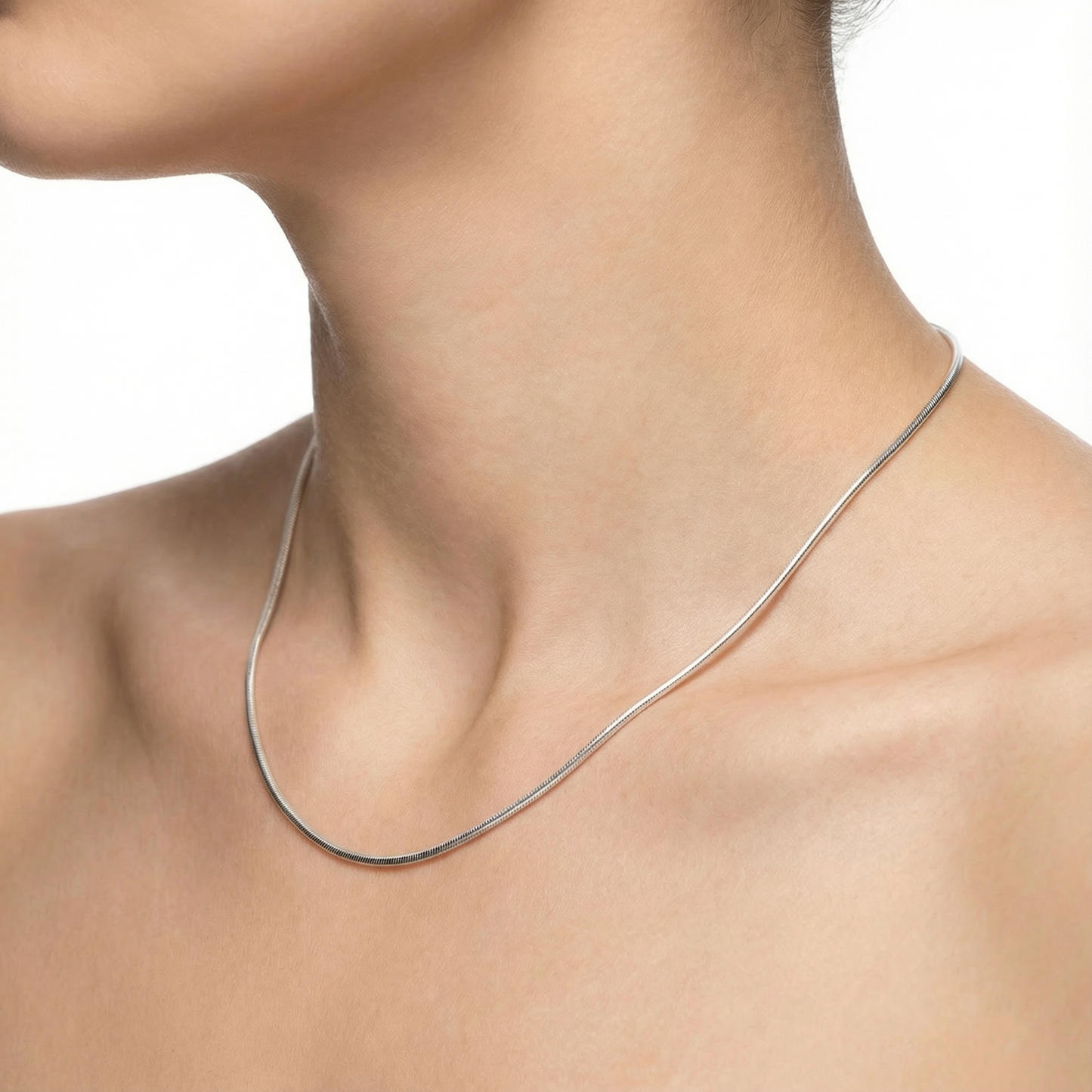 Essence Silver Necklace