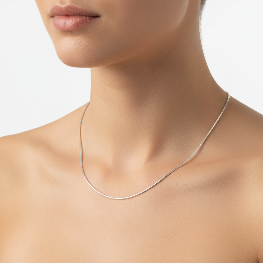 Essence Silver Necklace