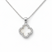 Hueveil Silver Necklace