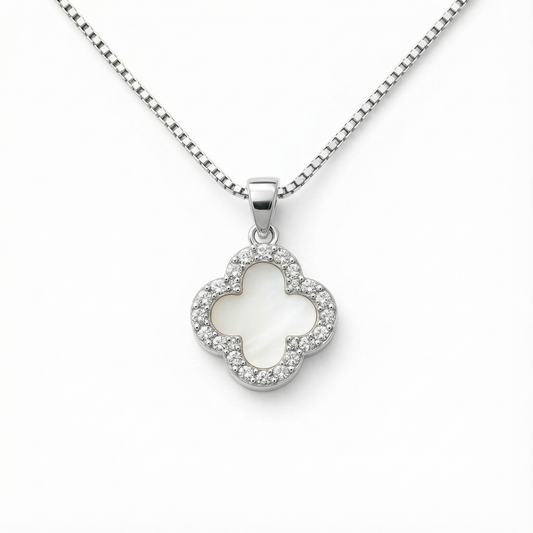 Hueveil Silver Necklace